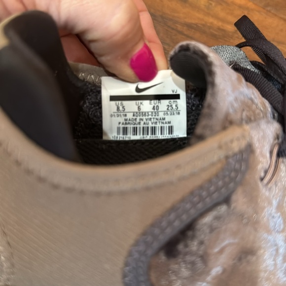 NIKE Free Run 18 Wild Velvet Sneakers Womens 8.5 Oil Gray Mink Brown Cheetah - Picture 10 of 10